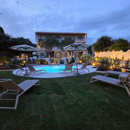 Loadstar Rooms & Suites كونتوكالي المظهر الخارجي الصورة