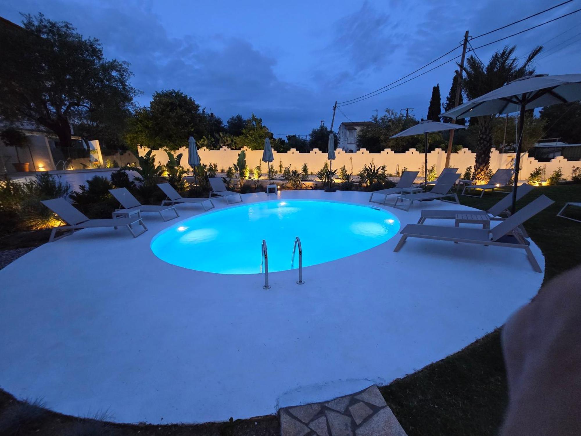Loadstar Rooms & Suites كونتوكالي المظهر الخارجي الصورة