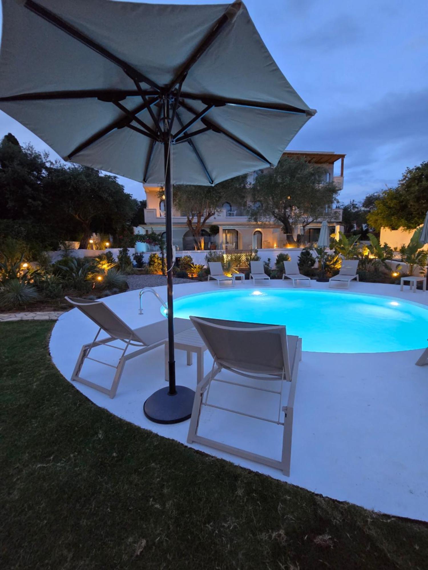 Loadstar Rooms & Suites كونتوكالي المظهر الخارجي الصورة